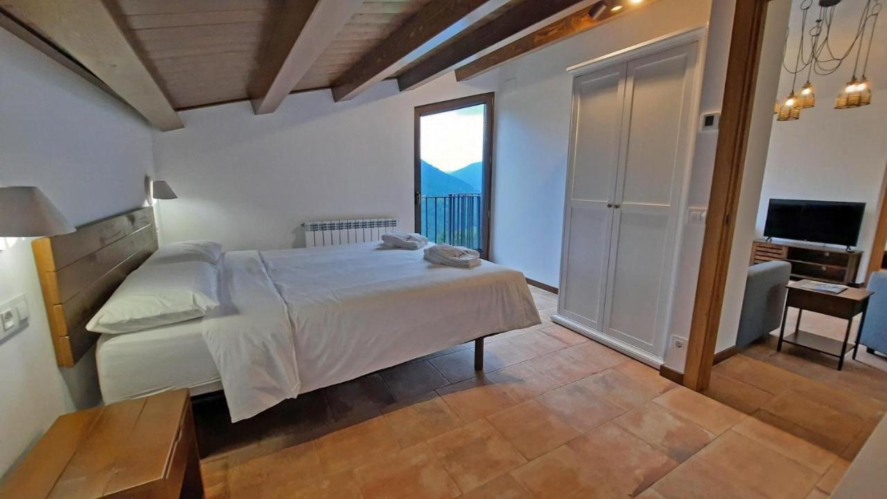 El Guitart - Turisme Rural Guest House รีโปลล์ ห้อง รูปภาพ